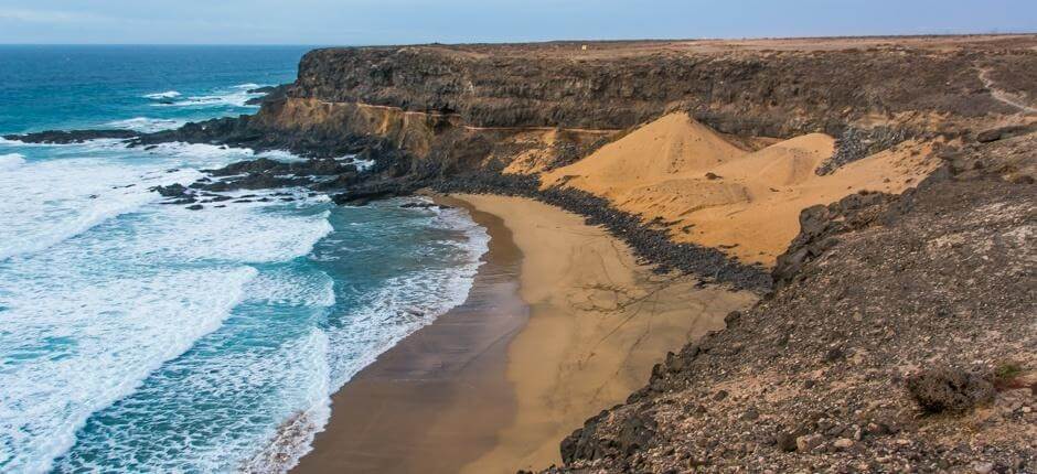 Esquinzo strand + Érintetlen partok