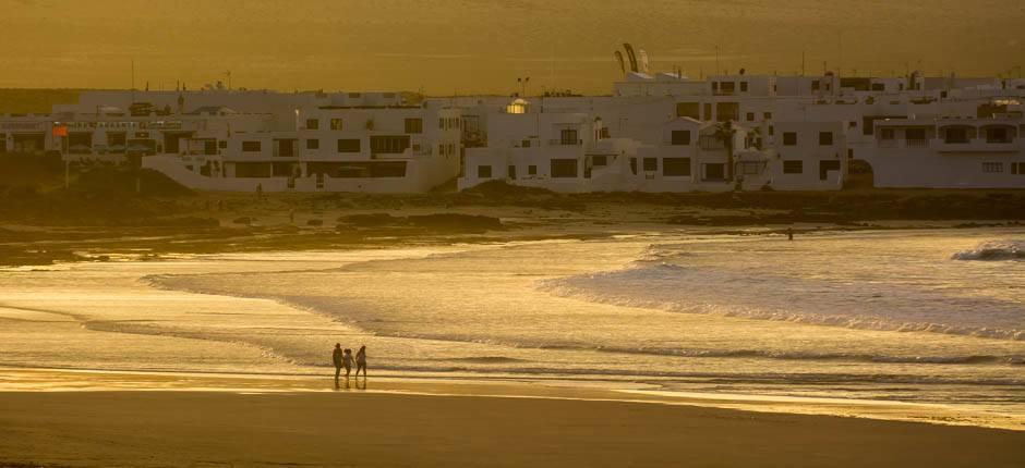Famara strand Lanzarote népszerű strandjai