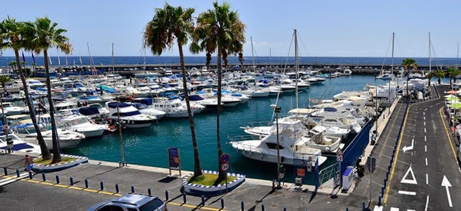 Puerto Colón; Kishajó- és jachtkikötők Tenerifén