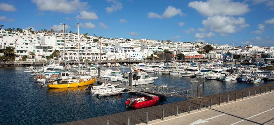 Puerto del Carmen; Kishajó- és jachtkikötők Lanzarotén