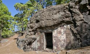 Cueva del Zapatero